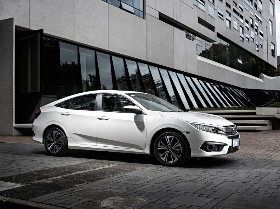  Honda Civic Sedan 2016 года  (AU) (фото 7 из 30)